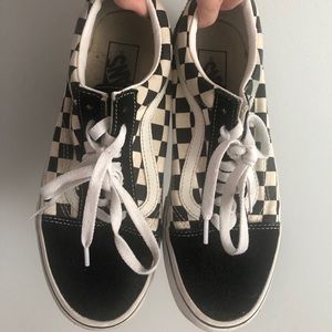 Low top Checkered Vans